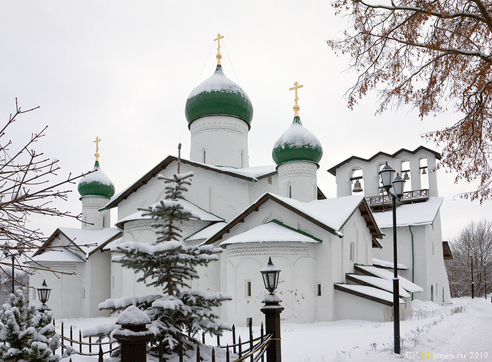 Псков,Церковь Богоявления Господня с Запсковья 1495г