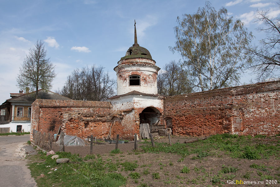 Ризоположенский монастырь XIII век